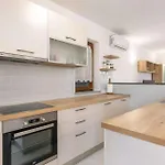Casa Angela Tatil Evi